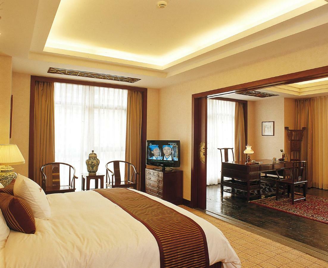 Central International Hotel Шанхай Екстер'єр фото